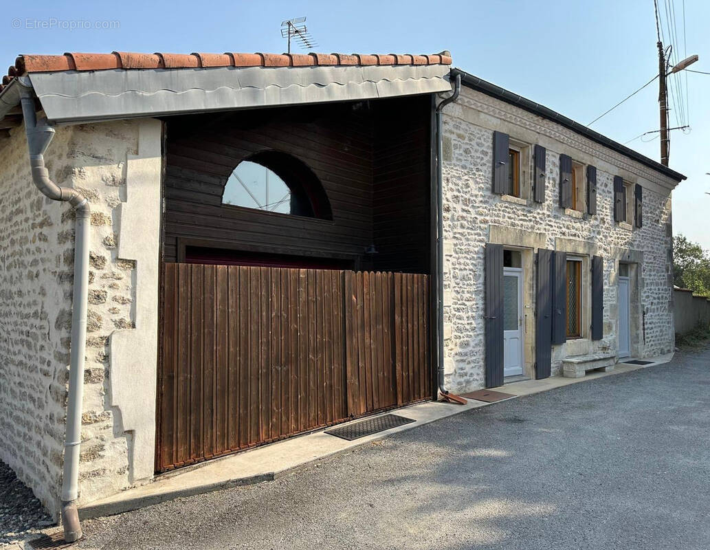 Photo Maison à Courant au prix de 218 000€