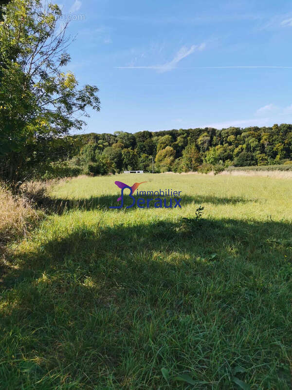 Terrain à LE MESNIL-SOUS-JUMIEGES
