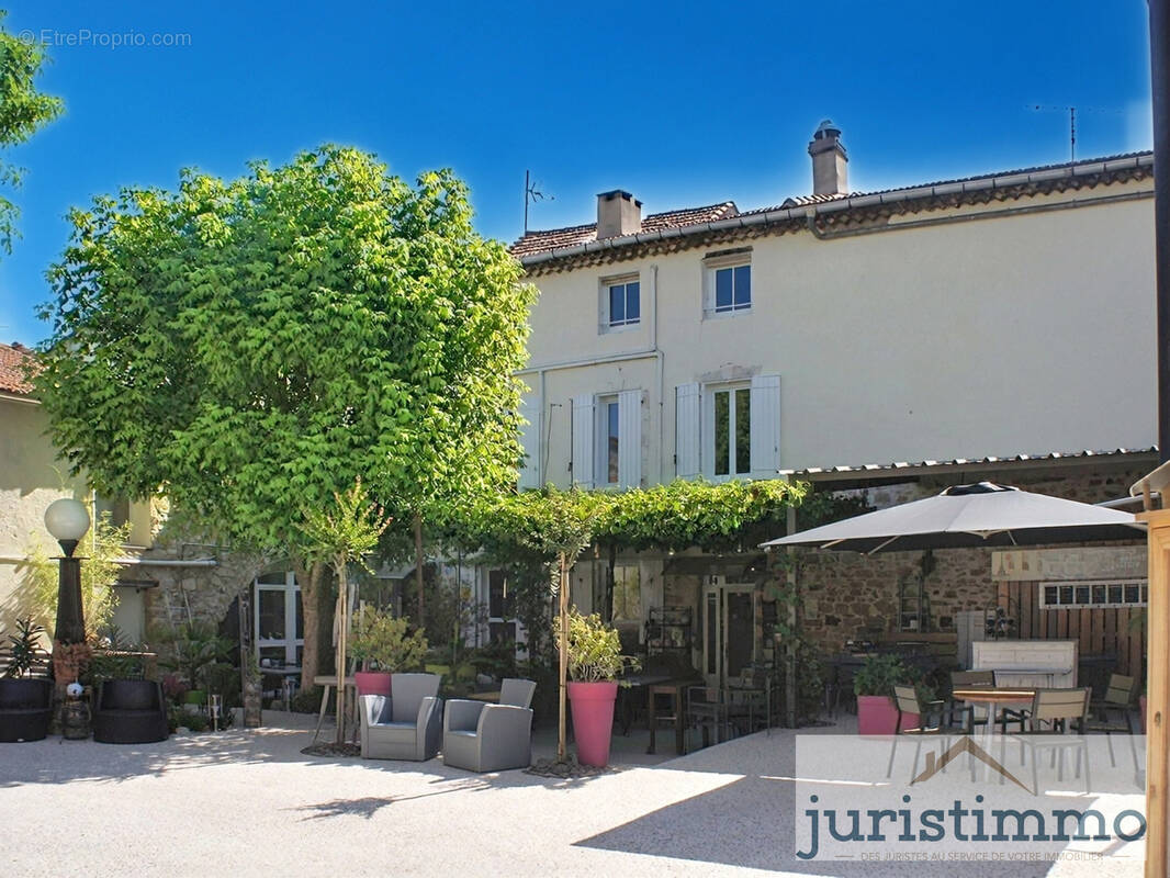 Maison à PIOLENC
