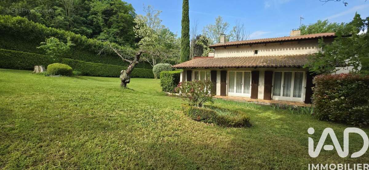 Photo 3 - Maison à LAVEYRON