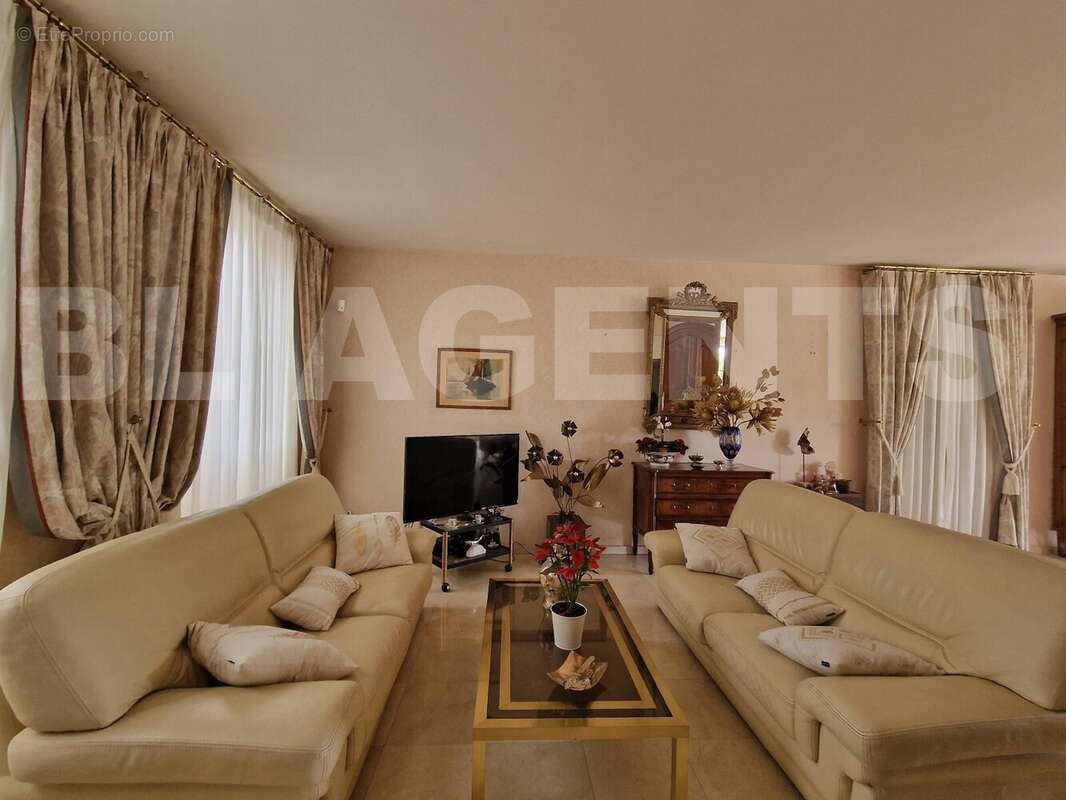 7 - Copie - Maison à CASTELSARRASIN