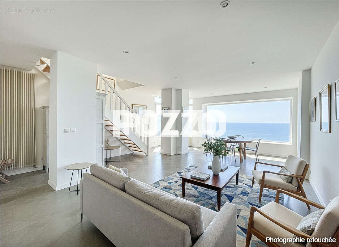 Maison à JULLOUVILLE