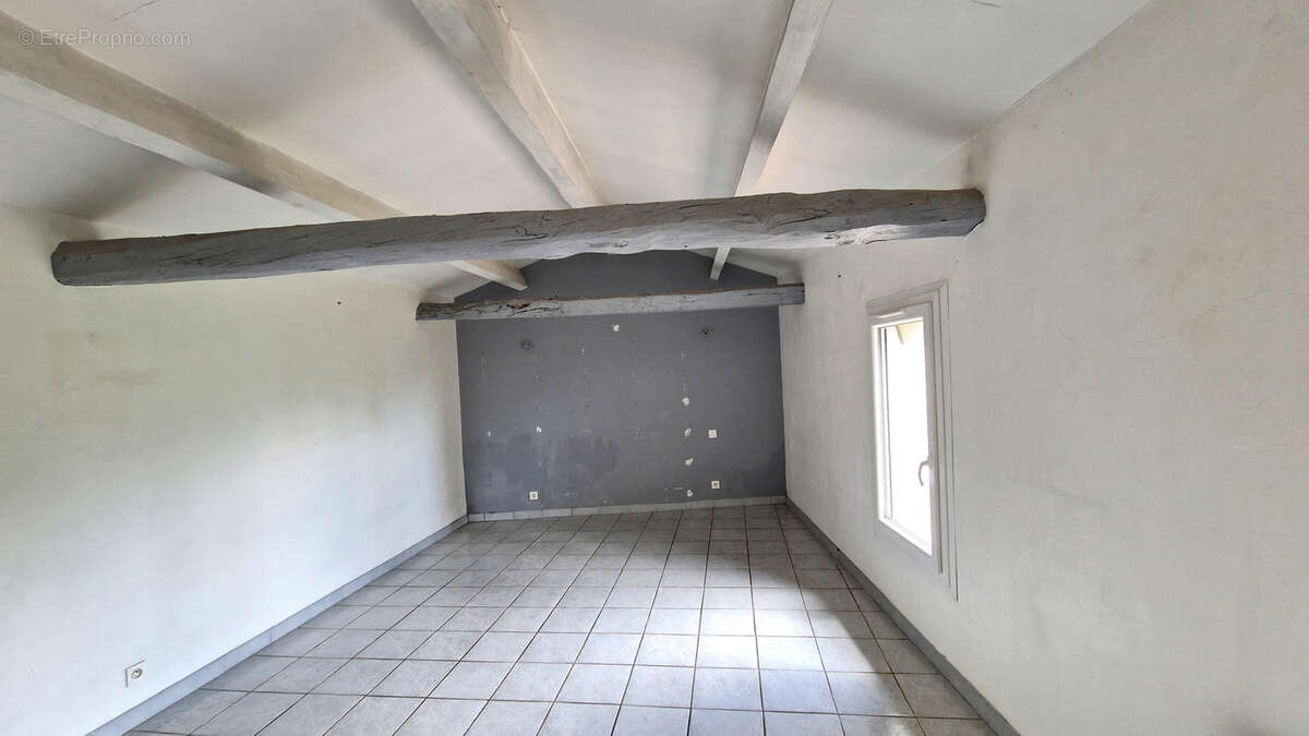 Maison à LORGUES