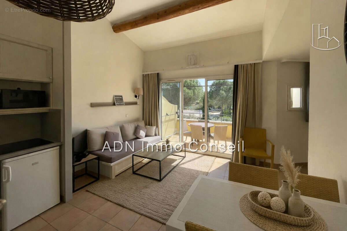 Appartement à MALLEMORT