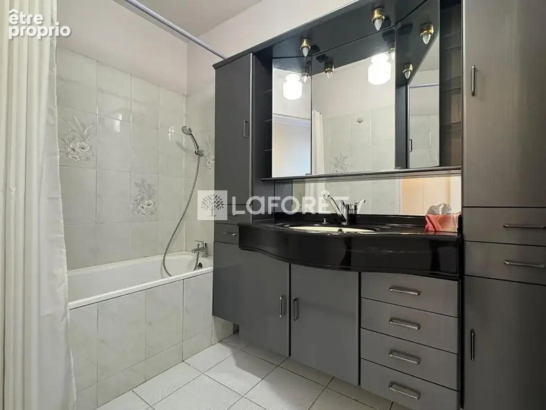 Appartement Saint Denis 1 pièce(s) 45.4 m2 - photo 5