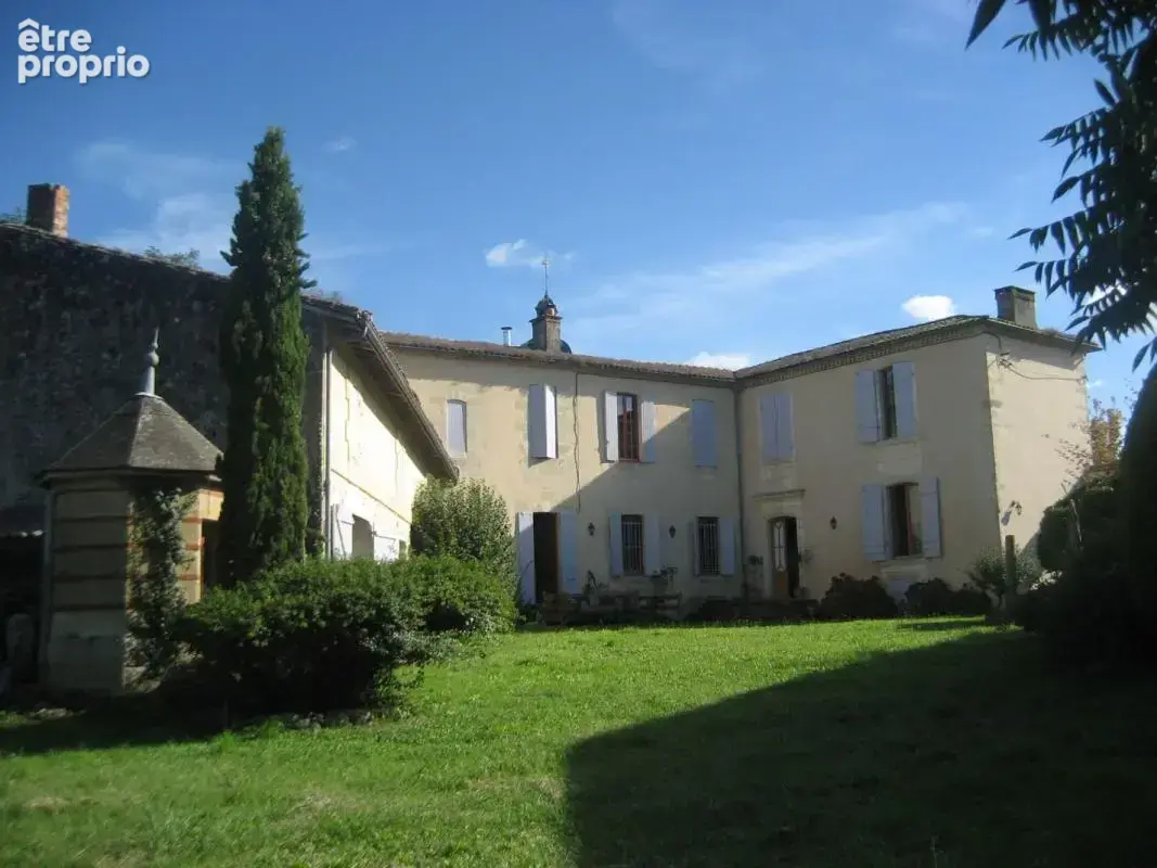 Maison 8 pièces 225 m² à vendre à Barsac (33720) - photo 1