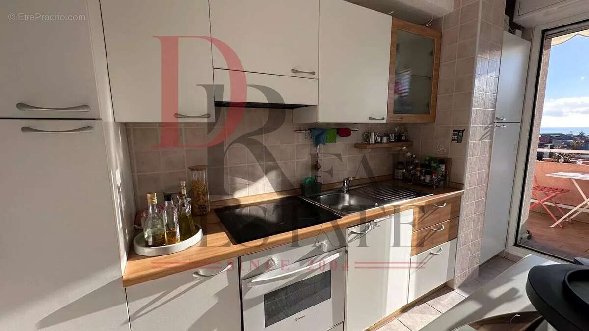 Appartement à ROQUEBRUNE-CAP-MARTIN