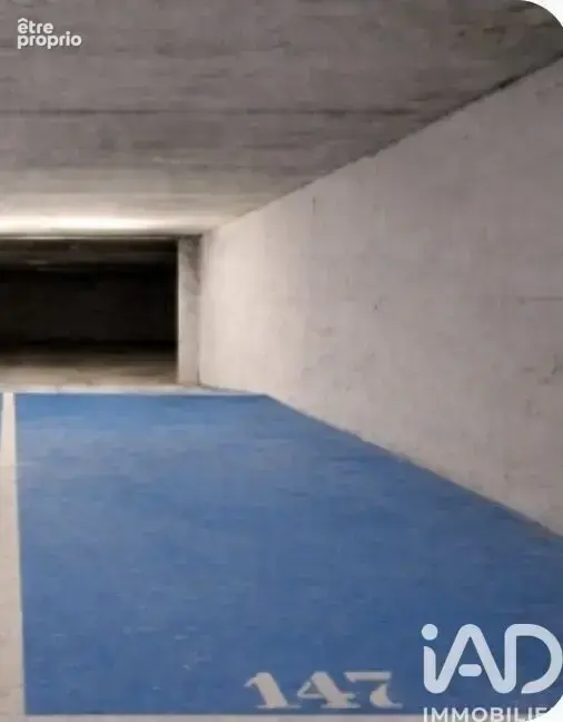 Photo 1 - Parking à MASSY