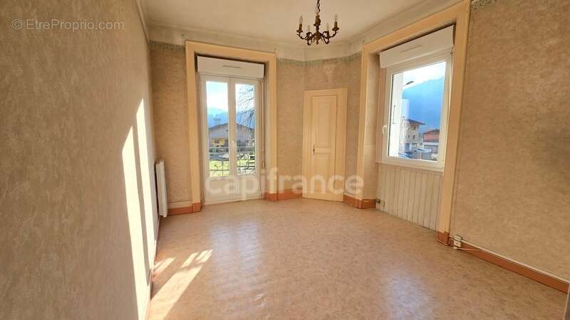 Appartement à TANINGES