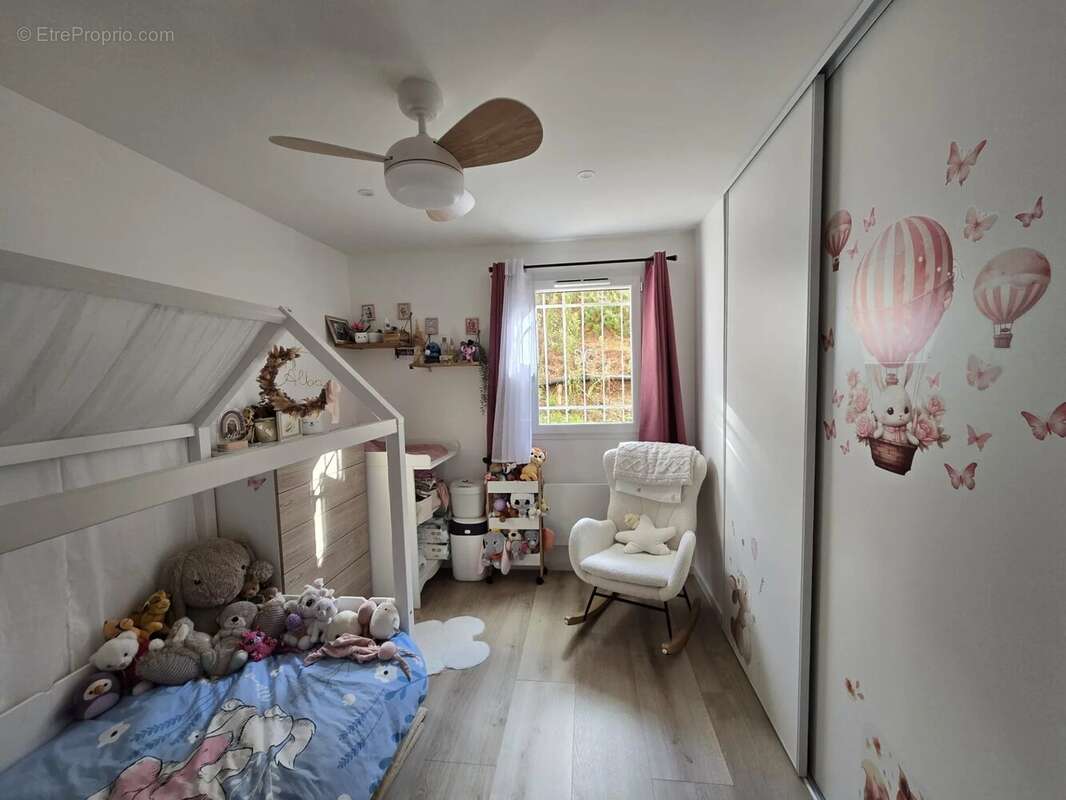 Appartement à MOUGINS