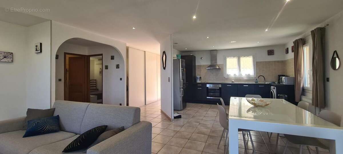 Maison 167 m² à Sartene  - photo 3