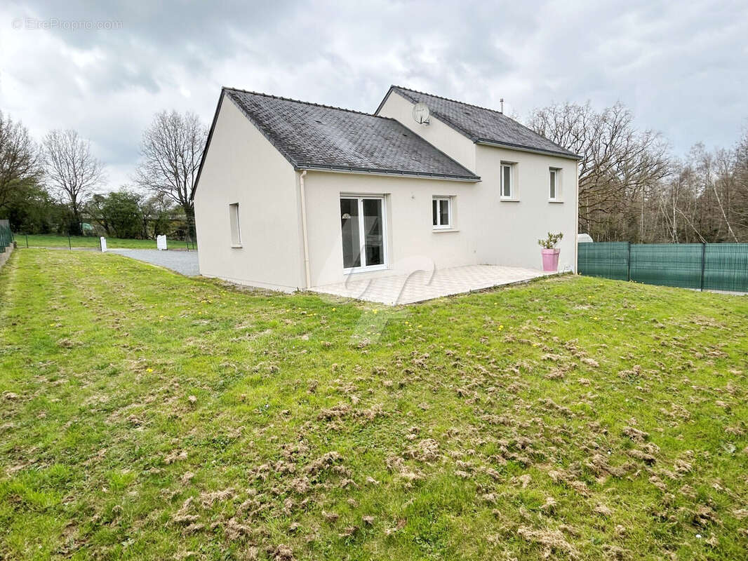 Maison 100 m² à Treillieres  - photo 2