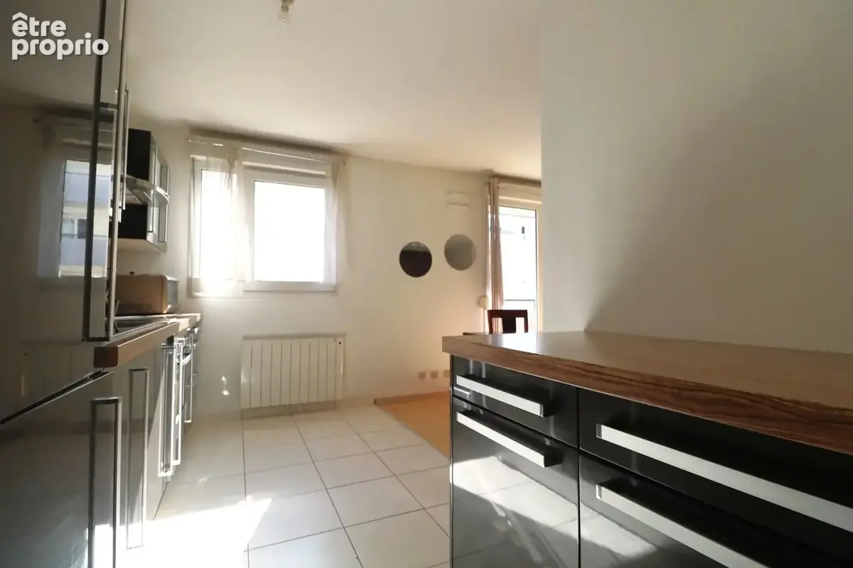 Charmant T2 de 50m² avec cave et possible place de parking - photo 4