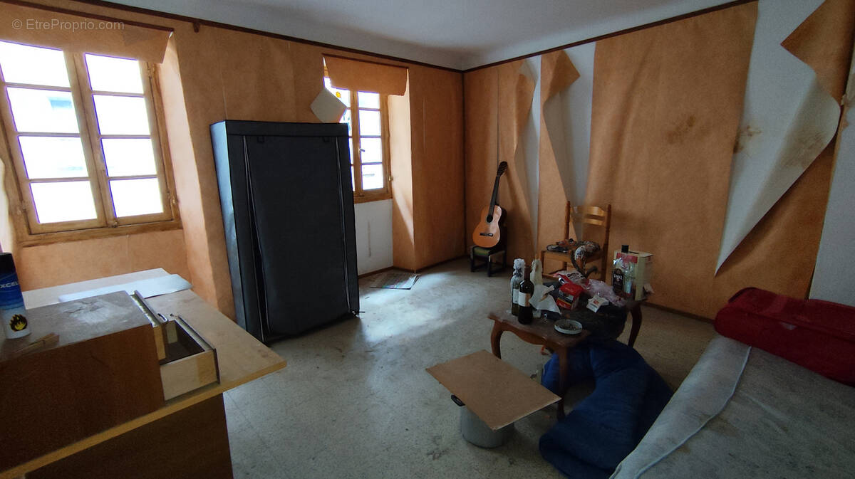 Appartement à BREIL-SUR-ROYA