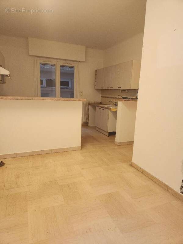   - Appartement à ANTIBES