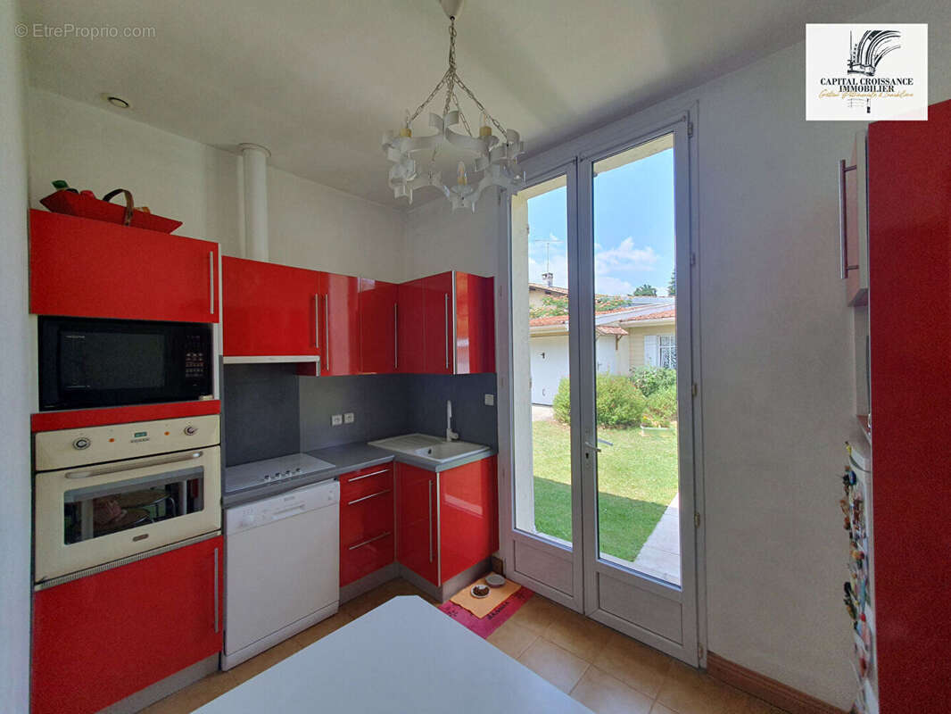 Maison à VILLENAVE-D'ORNON