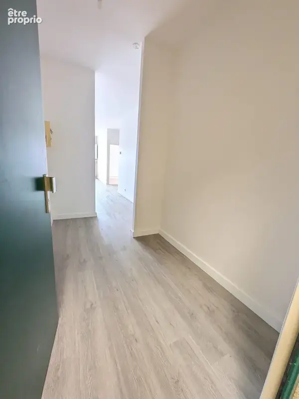 Appartement 3 pièces 94 m² à vendre à Saint-Quentin (02100) - photo 2