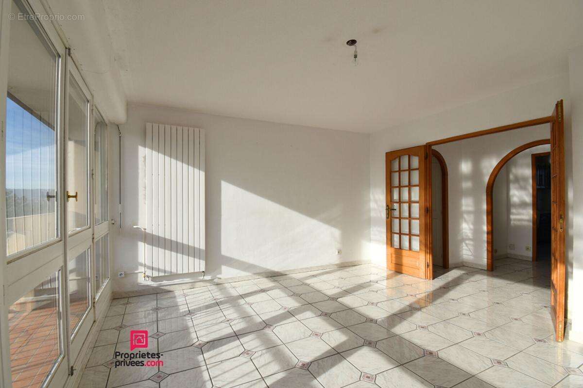 Appartement à SAINTE-FOY-LES-LYON