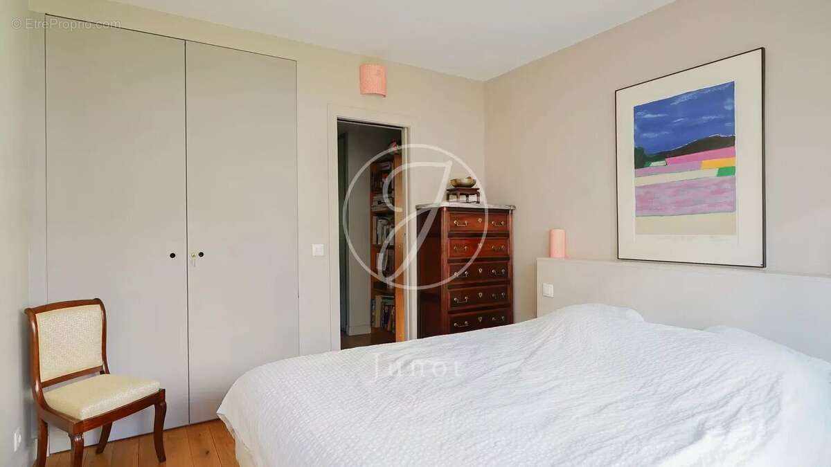 Appartement à PARIS-19E