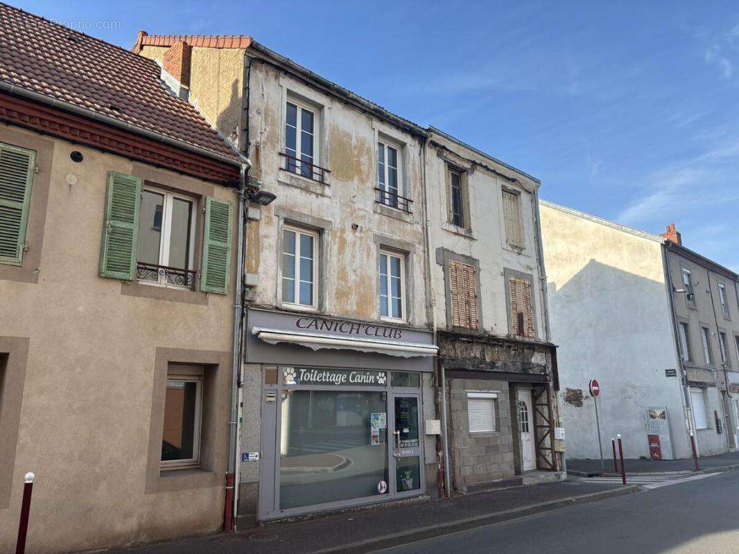Appartement à COMMENTRY