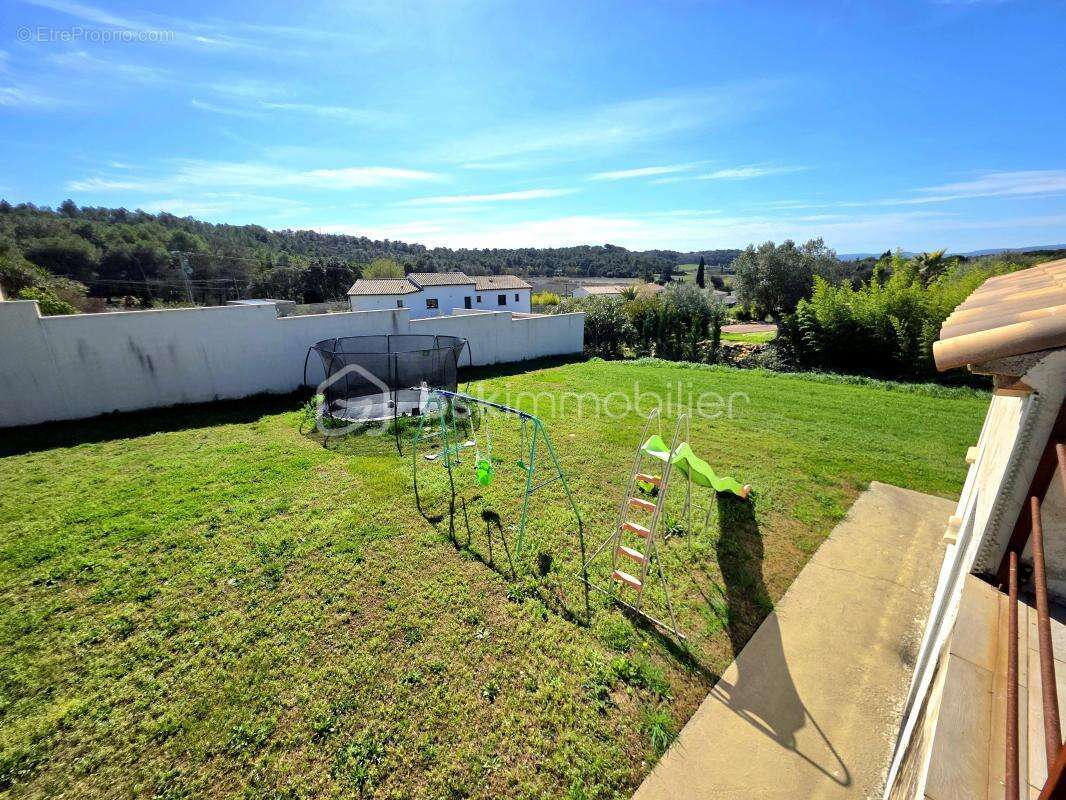 Mondragon / 2 villas / 390 m² habitable / piscine / terrain 7 500 m² - photo 5