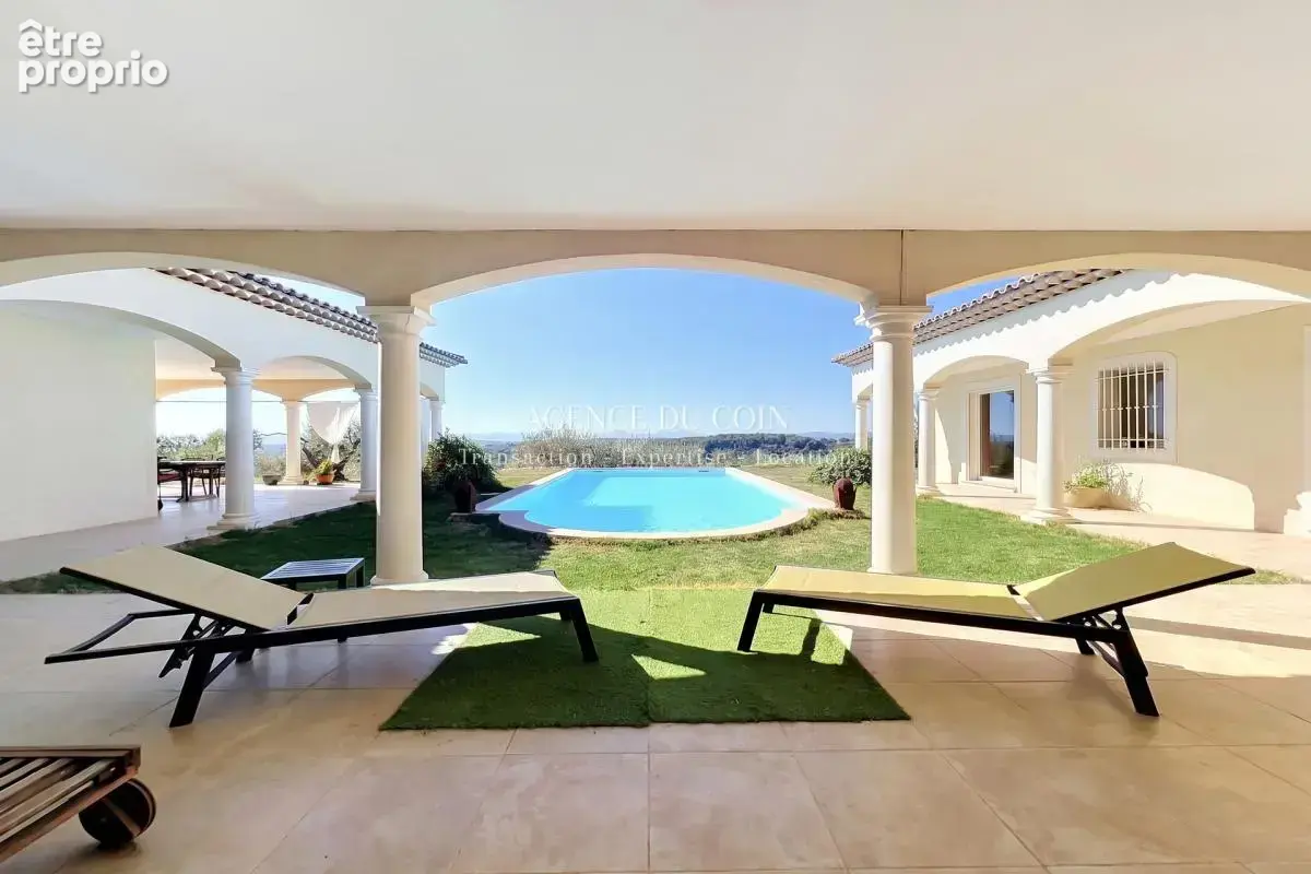 Magnifique villa de plain-pied avec piscine, vue panoramique - photo 2