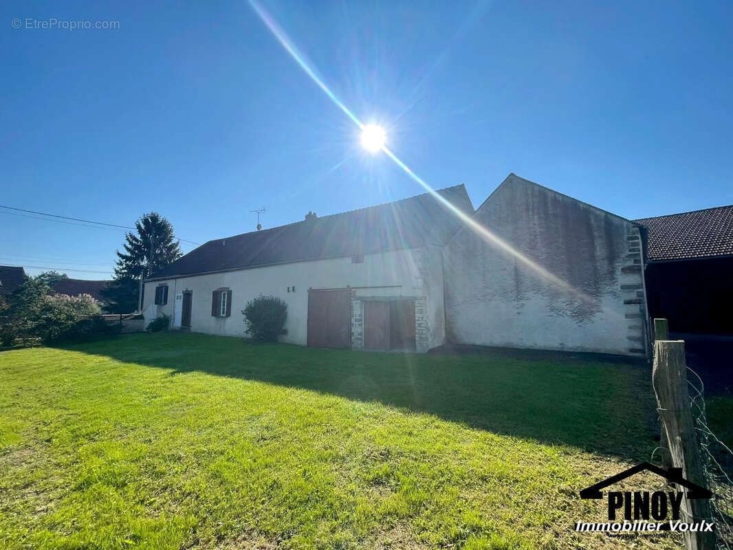 Maison à LORREZ-LE-BOCAGE-PREAUX