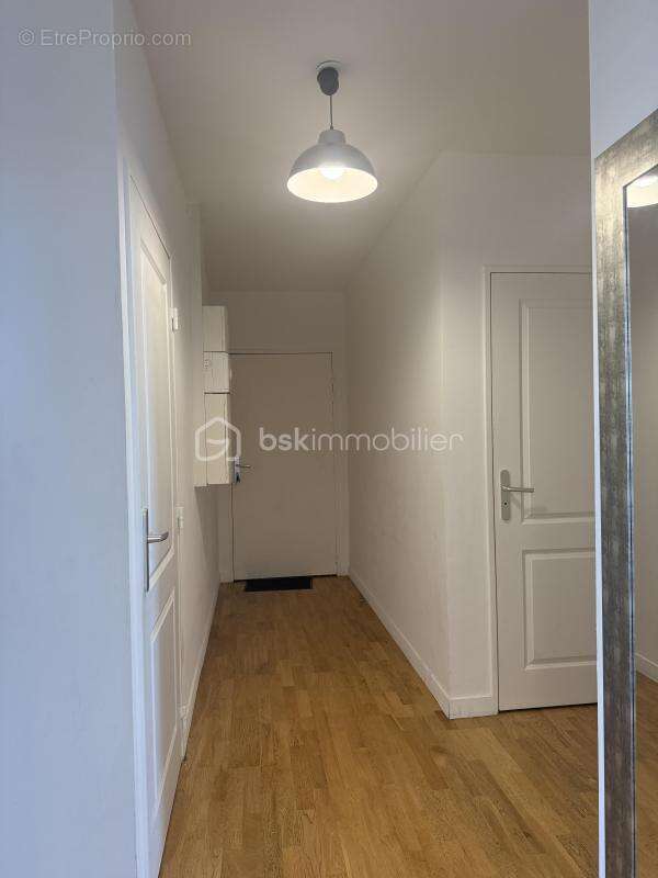 À VENDRE – Superbe appartement 5 pièces de 102,53 m² à Évry – Idéal famille ou investissement en colocation - photo 2