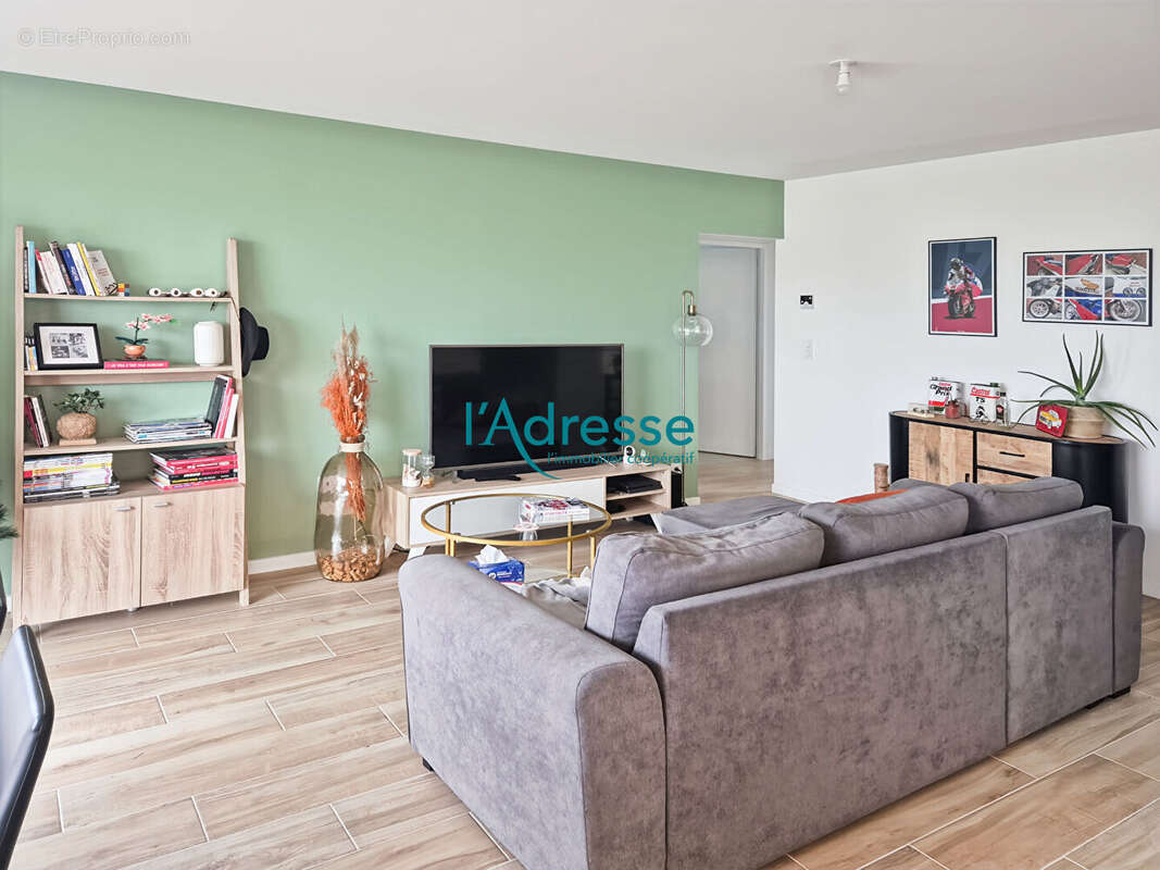 Maison à MONTREVAULT