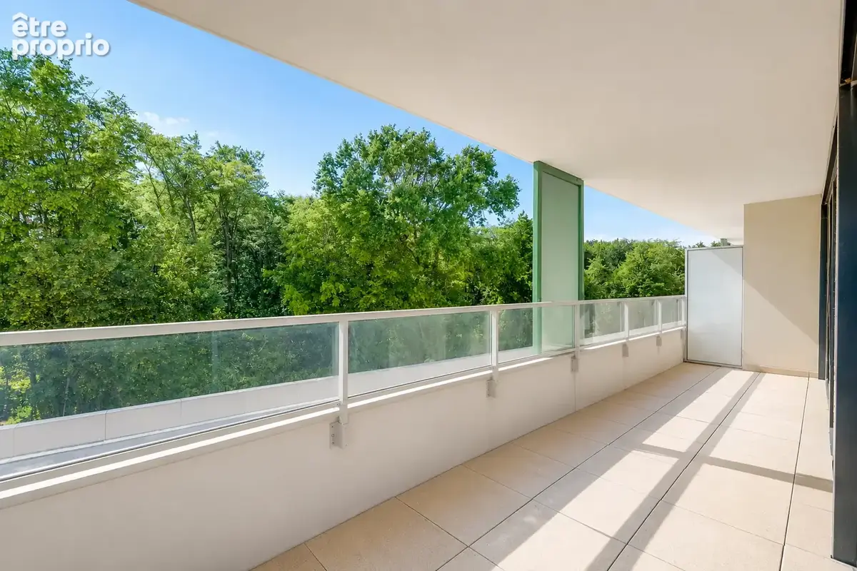 Face à la forêt domaniale de Saint-Germain-en-Laye   Élégant appartement familial de 80 m2 avec terrasse - photo 8