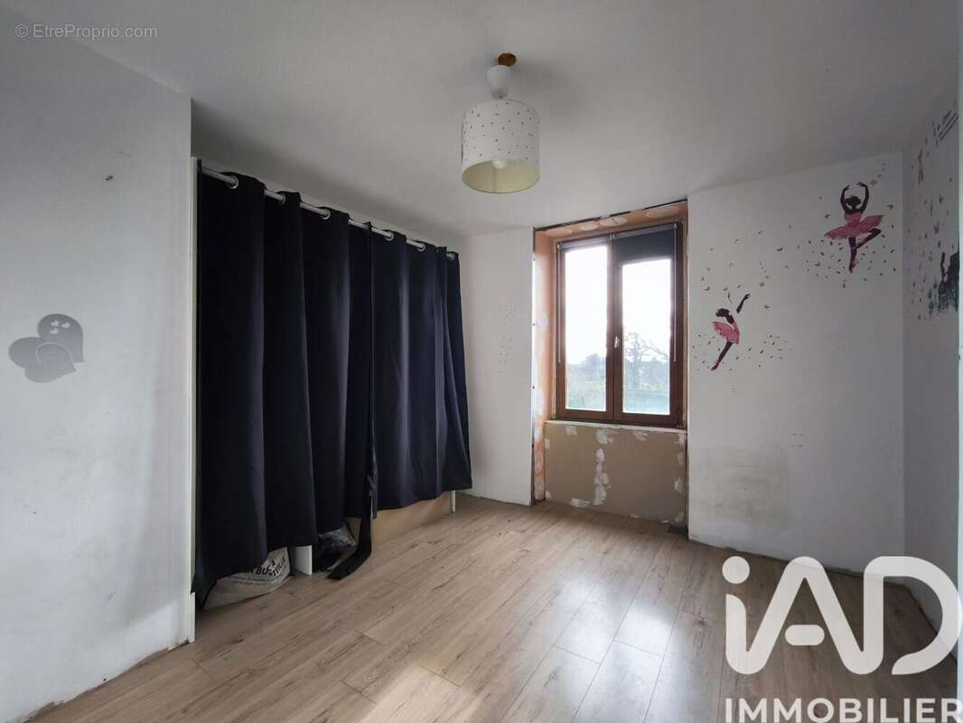 Maison 122 m² à Soulles  - photo 7
