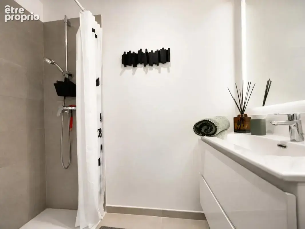 Appartement 3 pièces de 65 m² à Cogolin - photo 23