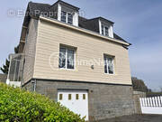 Maison à PERRIERS-EN-BEAUFICEL