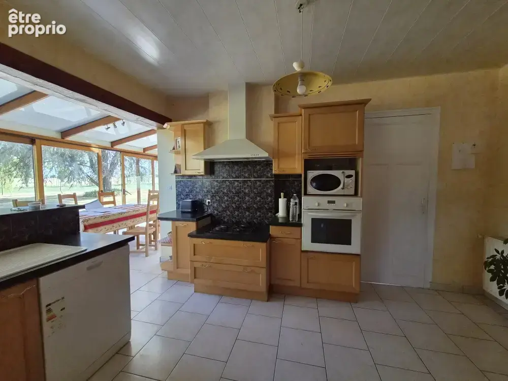 Maison ancienne au fort potentiel - photo 4