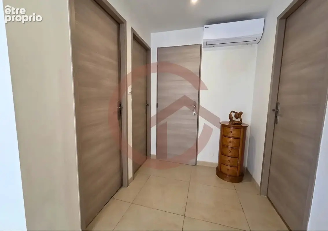 Viager Occupé — Villa plain-pied 108 m2 piscine vue Estérel — Saint-Raphaël Valescure - DÉCOTE 25% - photo 9
