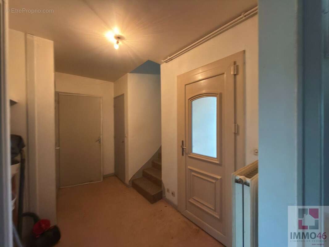 Maison à MONTFAUCON