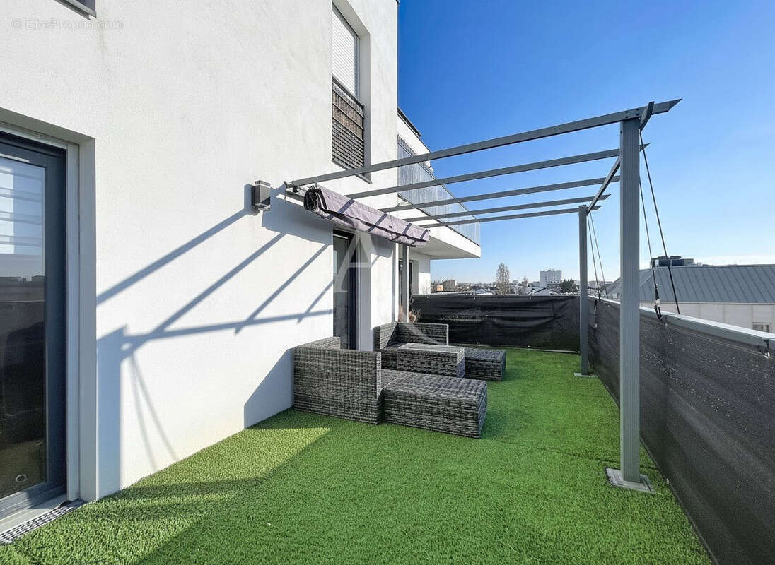 Appartement à COLOMBES