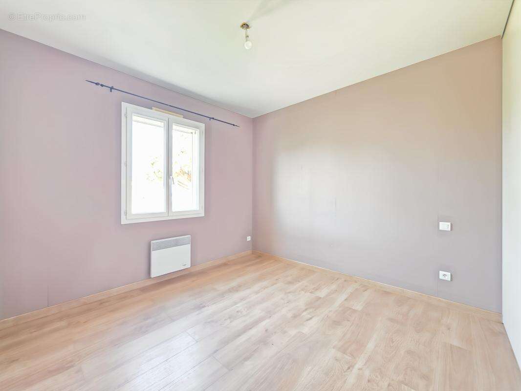 Maison 109 m² à Estillac  - photo 7