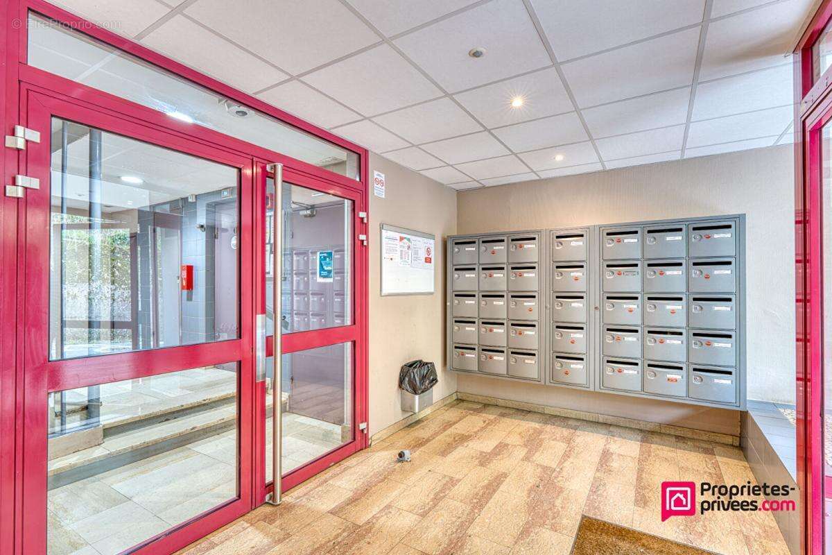 Appartement à LYON-9E