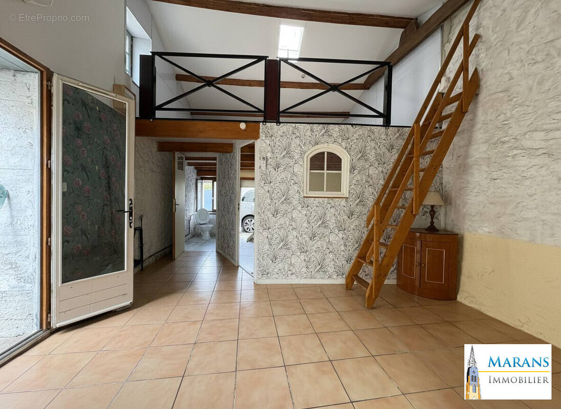 Maison à L'ILE-D'ELLE