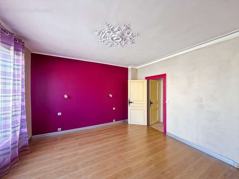 Maison à SOUPPES-SUR-LOING