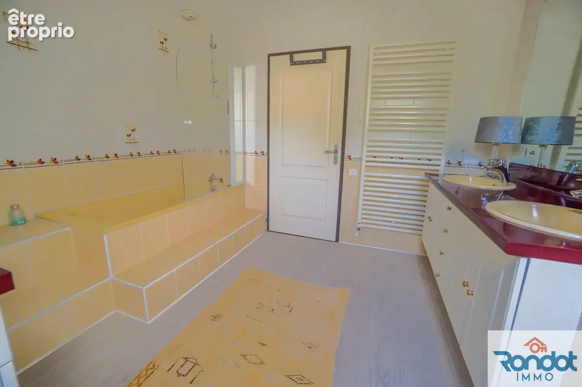 Maison 8 pièces/6 chambres 213 m2 terrain 5650 m2 - photo 5