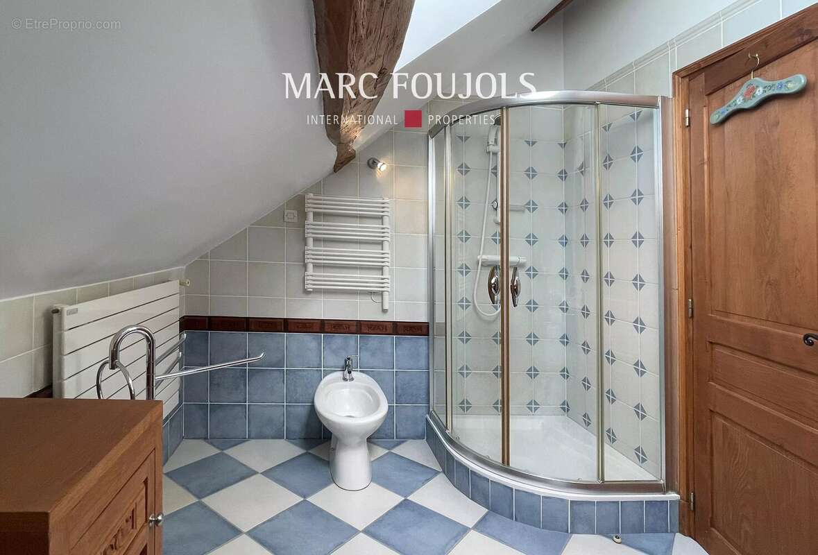 Maison à FONTAINEBLEAU