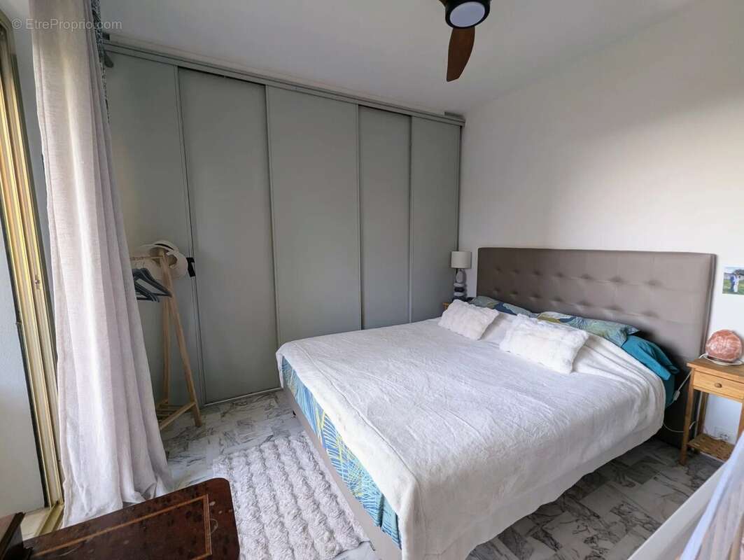 Superbe appartement t2 calme / vue mer grande terrasse et garage - photo 7