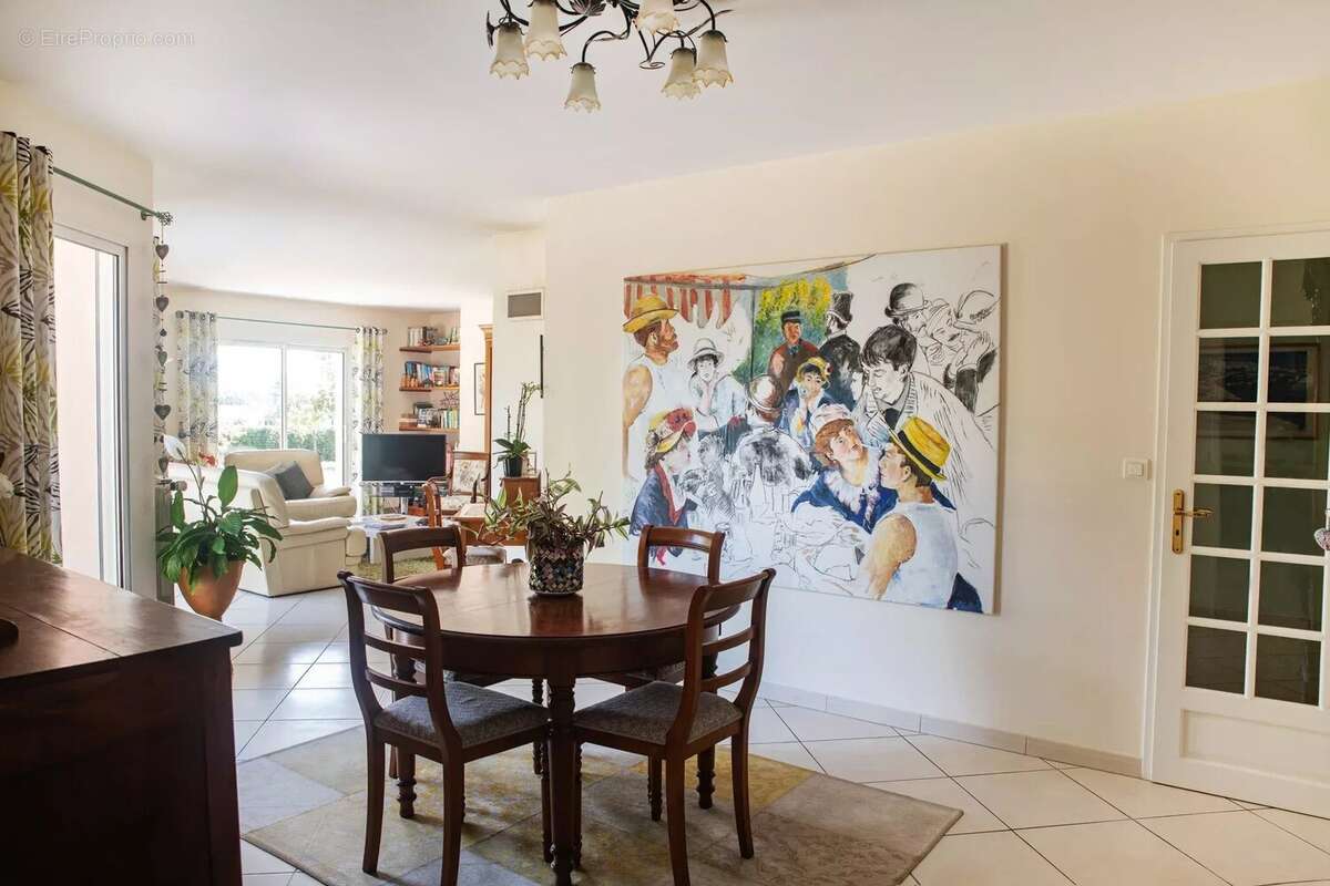 Belle maison lumineuse de 188m² à Hagetmau - photo 3