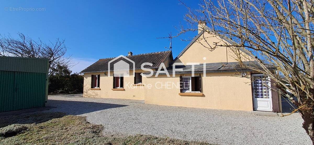 Photo 1 - Maison à LA FERTE-MACE