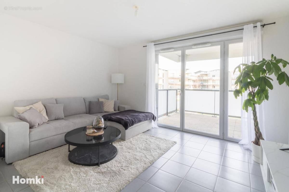 Appartement à COLOMIERS