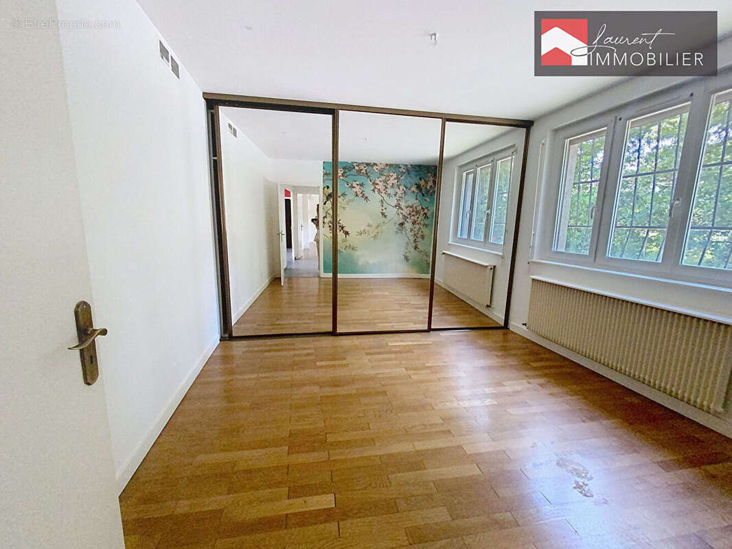 Maison à PONT-DE-VAUX