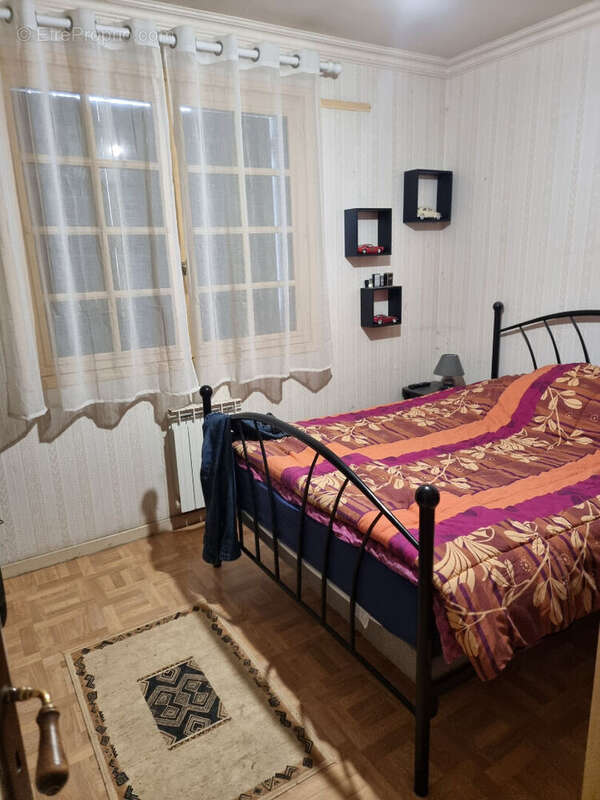 Maison à SAINT-GERMAIN-DE-LA-COUDRE