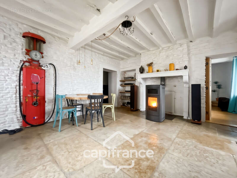 Maison à SAULX-LE-DUC